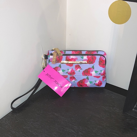 Betsey Johnson Handbags - SOLD NWT Betsey Johnson wristlet